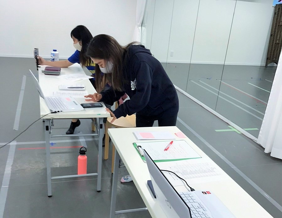 Stars Smiley Family オンライン中間発表会