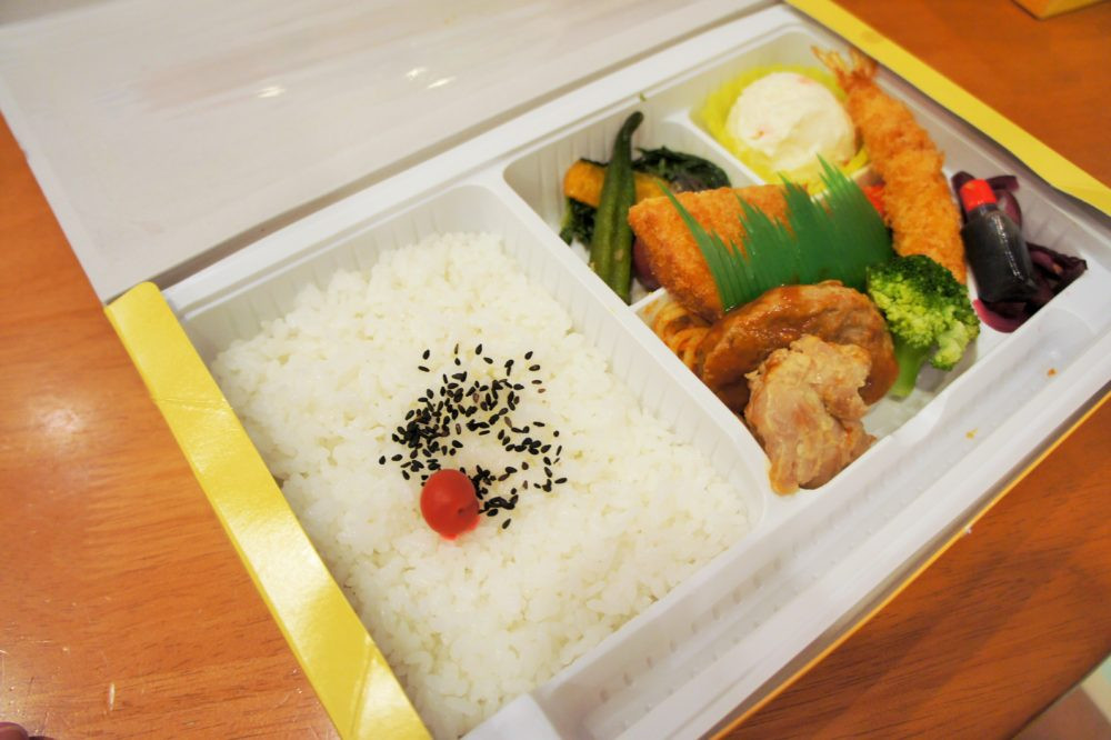 Summer Camp 夕食のお弁当