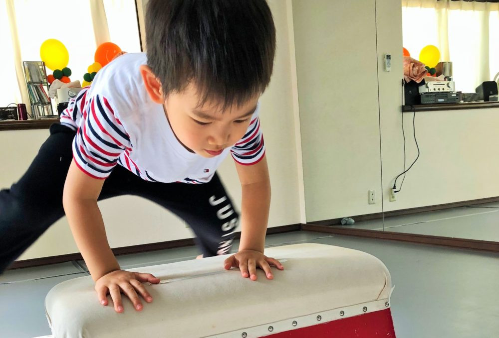 未就園児の跳び箱あそび～柔軟性＆リズム感を身につけよう～