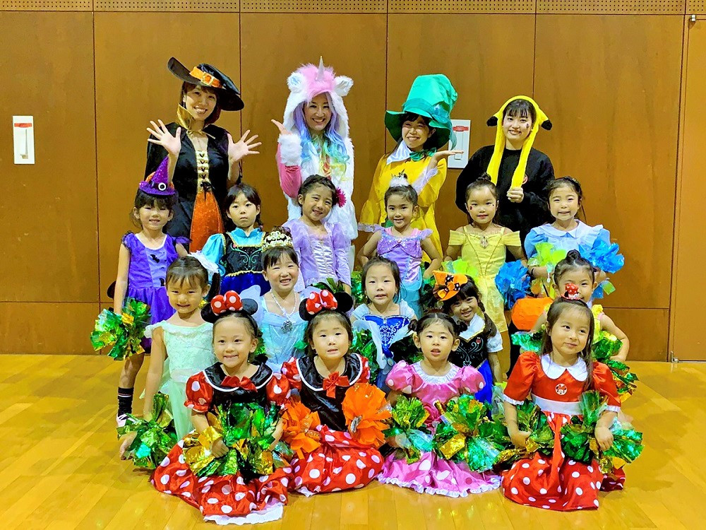 子どももインストラクターも全力で楽しむ！ Stars SmileyのHalloween lesson！